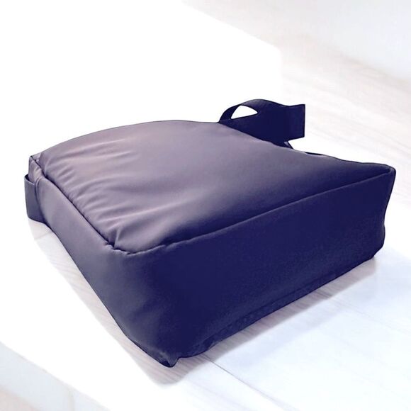 NWOT Septwolves Crossbody Bag Navy Blue - Picture 4 of 7